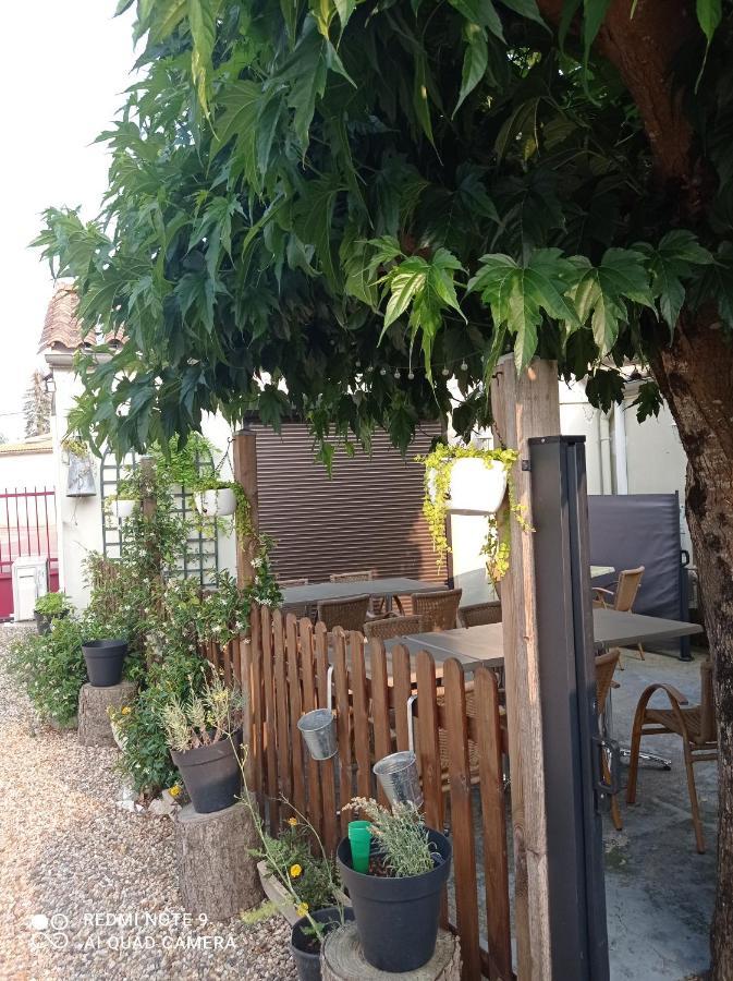 Bed and Breakfast L'Estuaire Saint-Seurin-de-Cursac Exterior foto